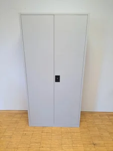 Fitnessstudio Betriebsauflösung - großes Studio - Cardio / Kraft / Spinning und allerhand Zubehör