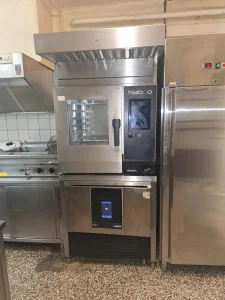 Fitnessstudio Betriebsauflösung - großes Studio - Cardio / Kraft / Spinning und allerhand Zubehör