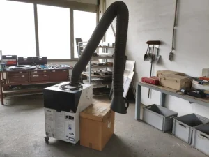 Baumaschinen + Zubehör + Traktoren