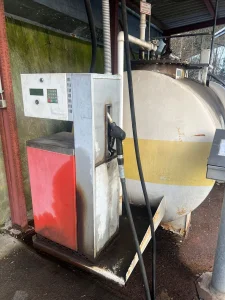 Baumaschinen + Zubehör + Traktoren + Nutzfahrzeuge