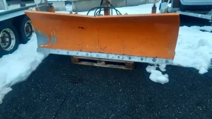 Baumaschinen + Zubehör + Traktoren + Nutzfahrzeuge