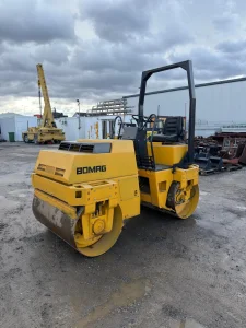 Betonzäune / Granitsteiner / Gartendeko