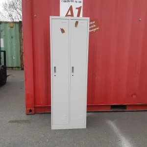 Anhänger / Bauzubehör / Fitnessgeräte / Infrarotkabine