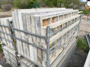 Baumaschinen + Nutzfahrzeuge + Lagerware