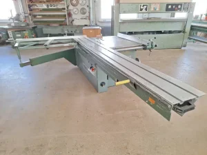 Baumaschinen + Nutzfahrzeuge + Lagerware