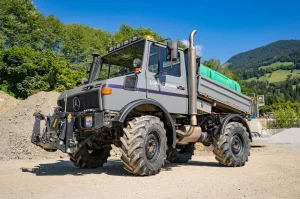 Unimog / Bagger / Nutzfahrzeuge