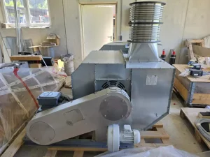 Dumper / Arbeitsbühne / Werkzeug