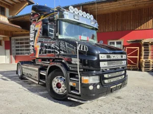 Dumper / Arbeitsbühne / Werkzeug