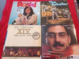 Schallplatten, einzelne LPs + Singles, 4er und 9er Pack